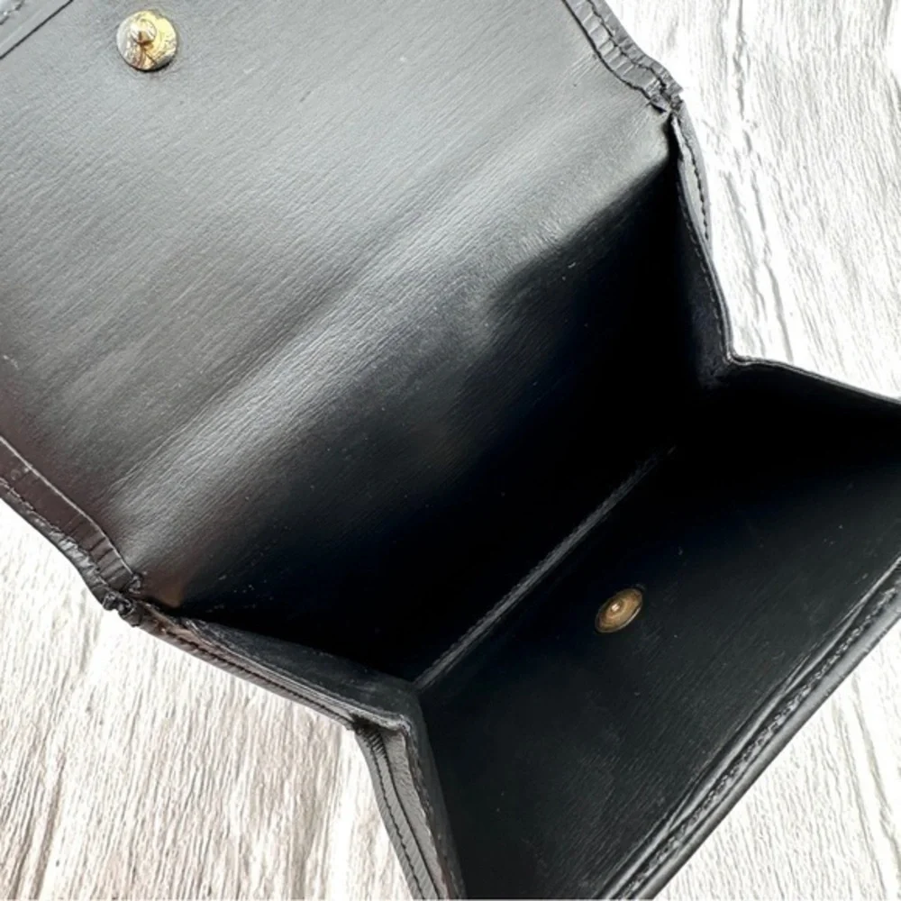 AUTHENTIC Louis Vuitton Marco Wallet. Previously owned. Black.